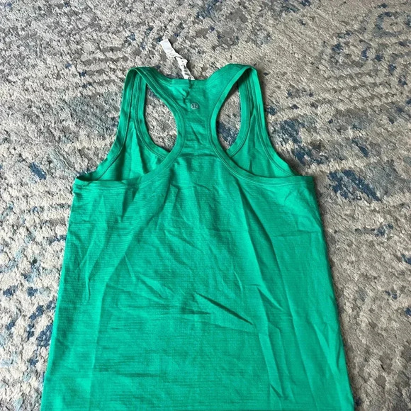NWOT Lululemon Swiftly Tech Racerback Tank Top 2.0 Size 4 - Picture 6 of 6